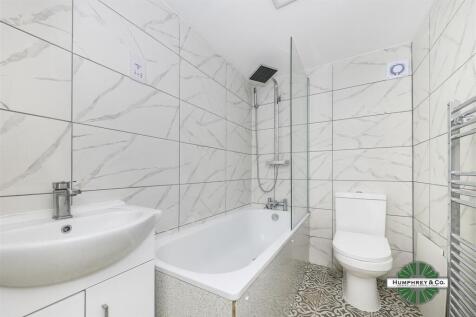 59B  Clifden Road - 04.jpg