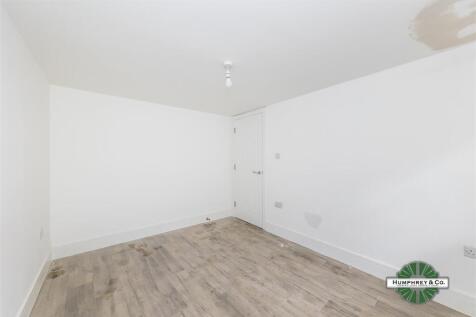 59B  Clifden Road - 03.jpg