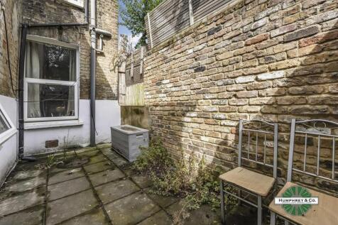96A Glenarm Road -005.jpg
