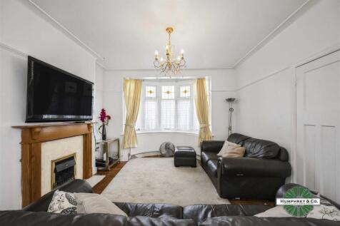 23 Wadham Avenue -006.jpg