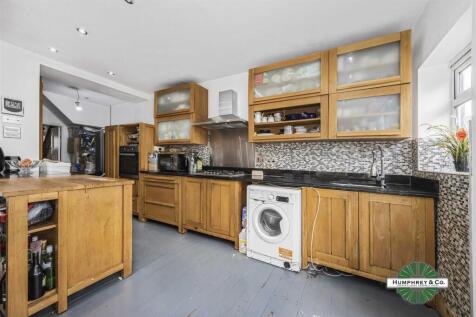 23 Wadham Avenue -014.jpg