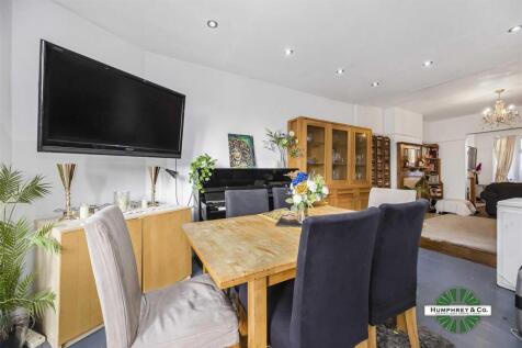 23 Wadham Avenue -012.jpg