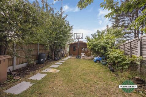 23 Wadham Avenue -020.jpg