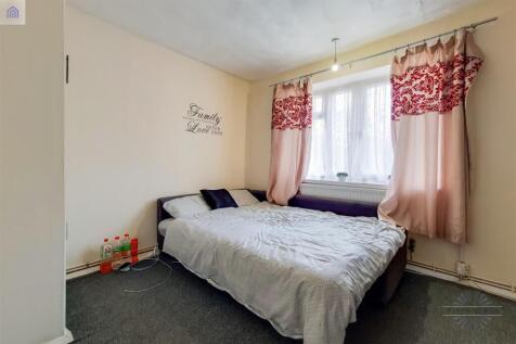 8_Main Bedroom-1.jpg