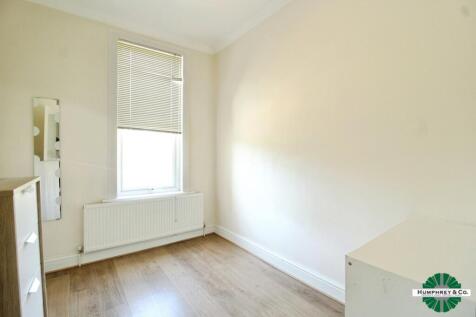 pbox-bedroom-342847.JPG