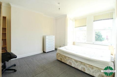 pbox-bedroom-342847.JPG