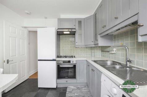 17B  Ambleside Road -008.jpg