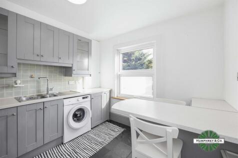 17B  Ambleside Road -005.jpg