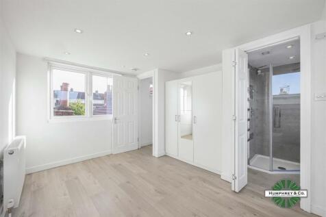 17B  Ambleside Road -013.jpg