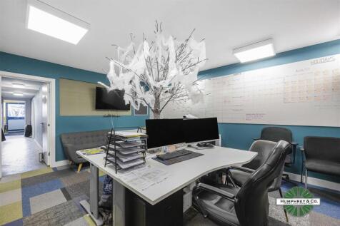 26 Walthamstow Business Centre Clifford Road -01