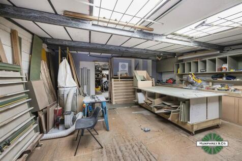 26 Walthamstow Business Centre Clifford Road -00