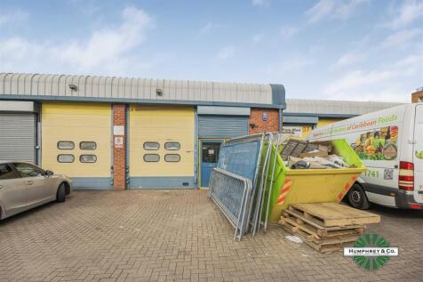 26 Walthamstow Business Centre Clifford Road -02