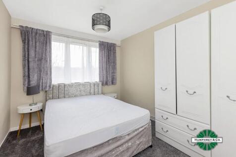 One Bedroom Purpose Built Flat