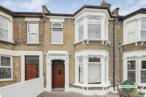 93    Grove Green Road -025.jpg