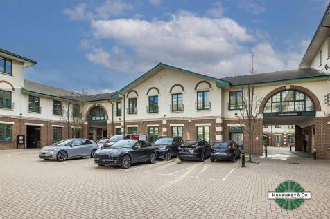 Unit 14 Bourne Court -011.jpg