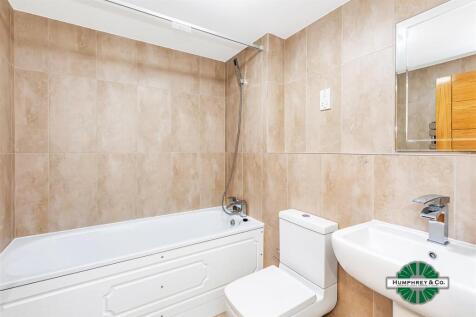 2, 14 Cameron Road -002.jpg