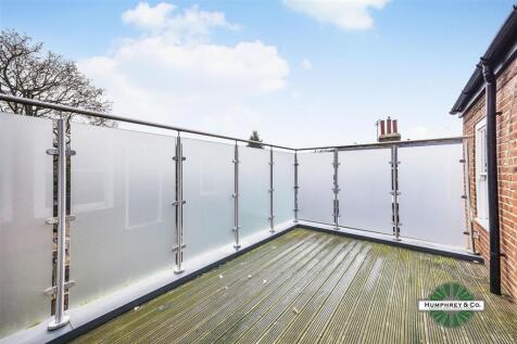 Flat 4  63 New Wanstead -008.jpg