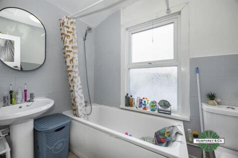 142A     Hoe Street -001.JPG