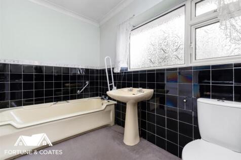Kingsmoor Road_014.jpg