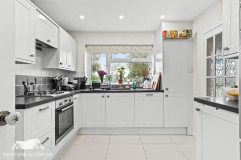 Elmbridge_6.jpg