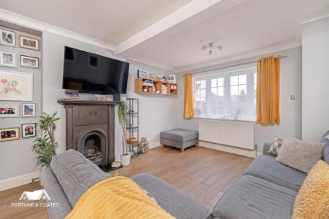 Hillmead Close-9.jpg