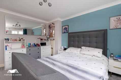 Hillmead Close-3.jpg