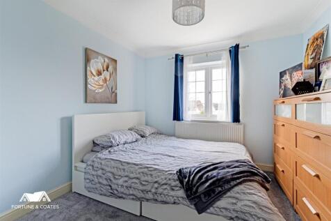 Hillmead Close-7.jpg