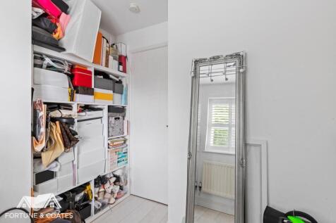 DoultonClose_6.jpg
