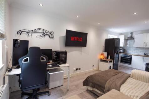 108 Markwell Wood4.jpg