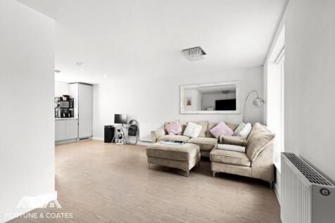 BarnfieldWay_5.jpg