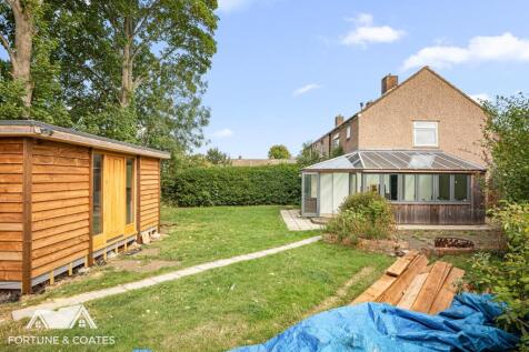 BusheyCroft_3.jpg