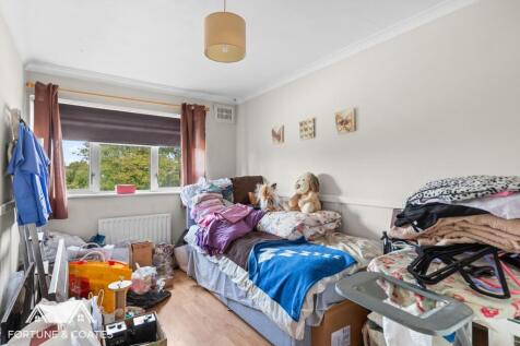 Broadfield_10.jpg
