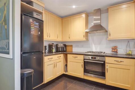 Kitchen Area (3).jpg