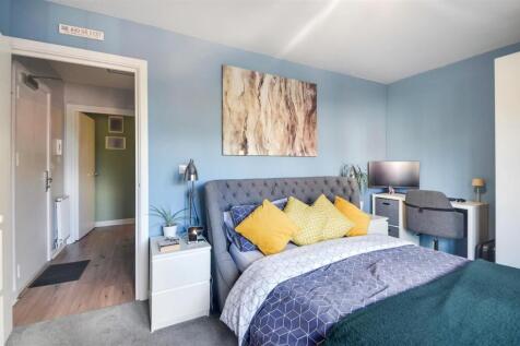 Bedroom (4).jpg