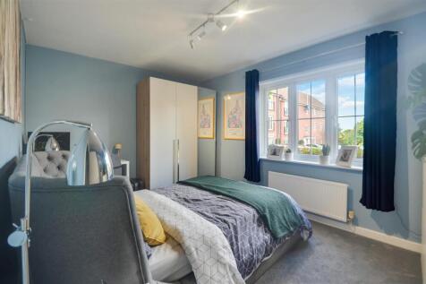 Bedroom (1).jpg