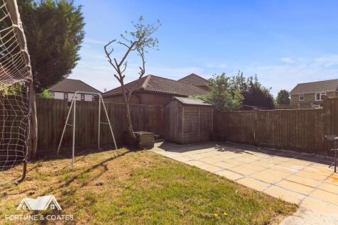 HeathcoteGardens_23.jpg