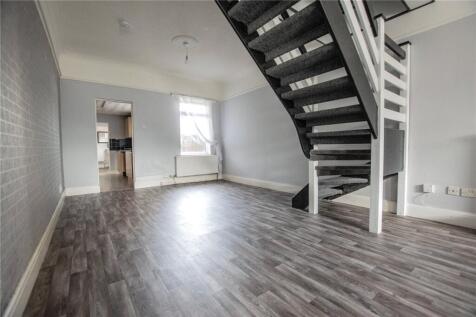 Living/Dining Room 2