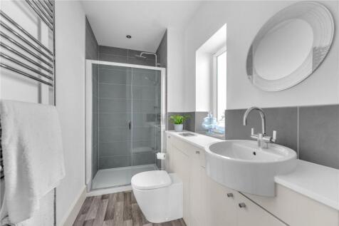 En-Suite 2