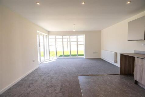 Living Room/Kitchen