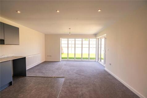 Living Room/Kitchen