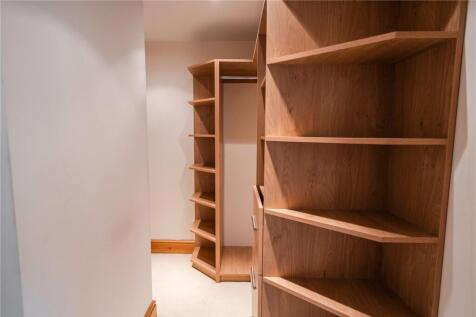 Walk-In Wardrobe