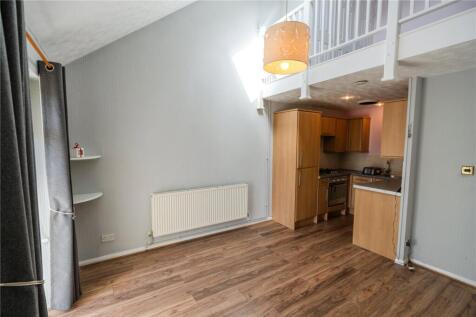 Living Room/Kitchen