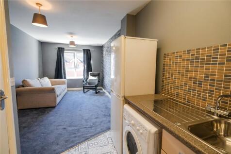 Living Room/Kitchen