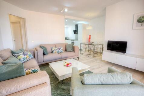 Living/dining room
