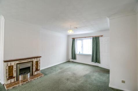 Living Room/Dining