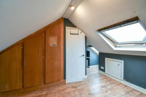 LOFT HOBBY ROOM