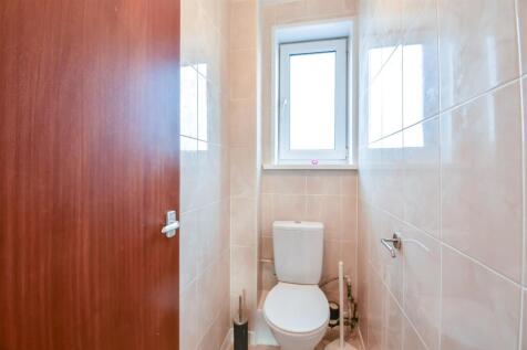 W.C Cloakroom