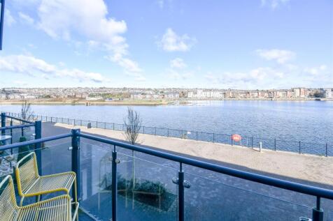 Lounge Balcony