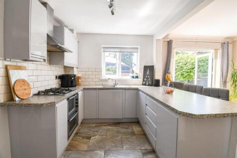 Kitchen / Breakfast