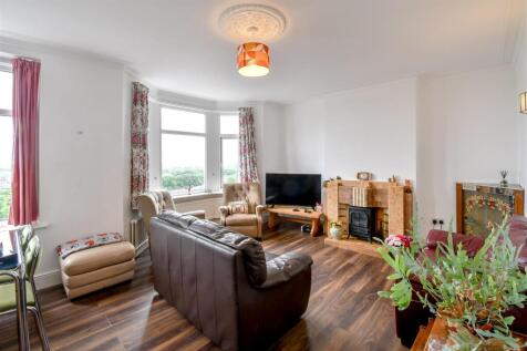 Bedroom/Sitting Room